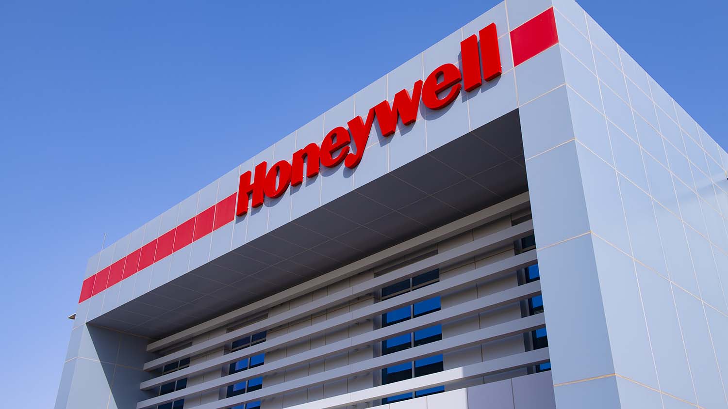 2023 - Eurovent Middle East welcomes Honeywell